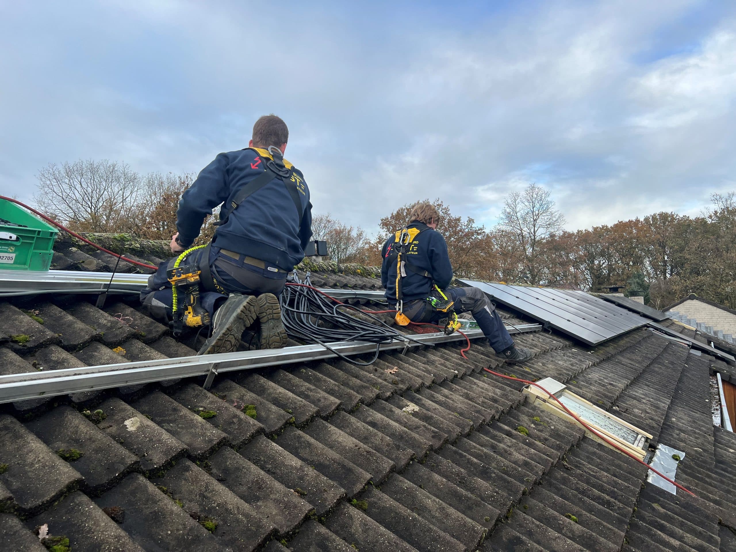 Zonnepanelen leggen